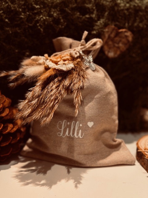 Liebevoll gestaltetes Baumwollsäckchen